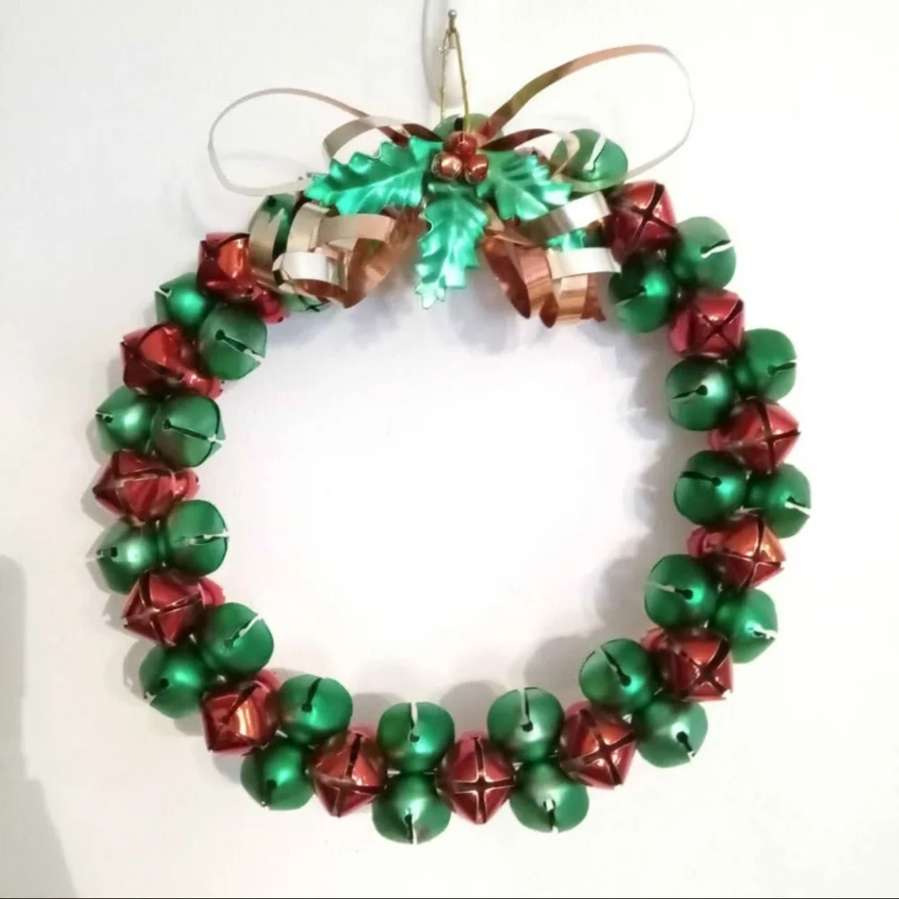Jingle Bells Primitave Metal Christmas Holiday Wreath Red Green